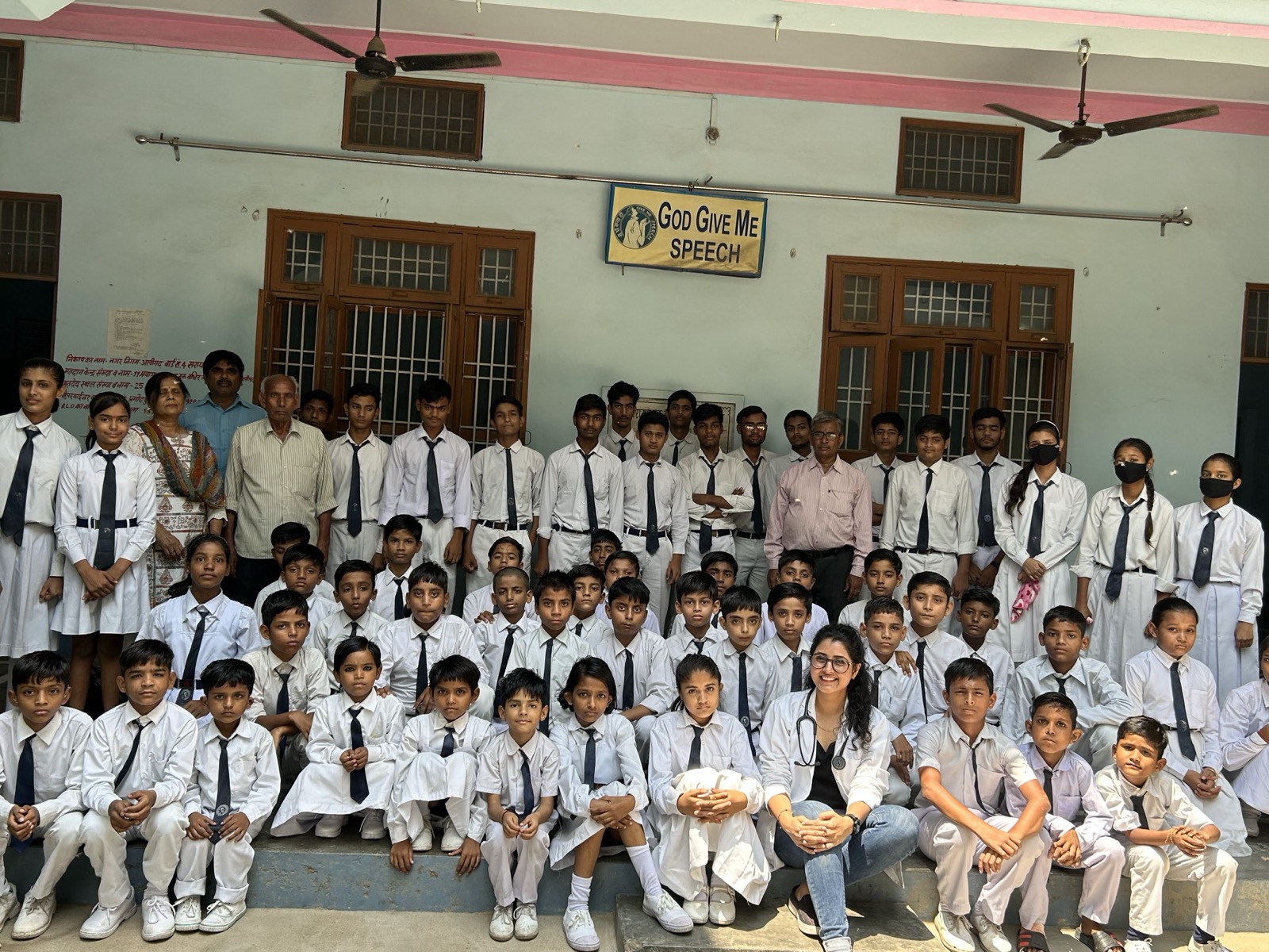 Dr. Sonal with over 50 schoolchildren after a free health checkup camp